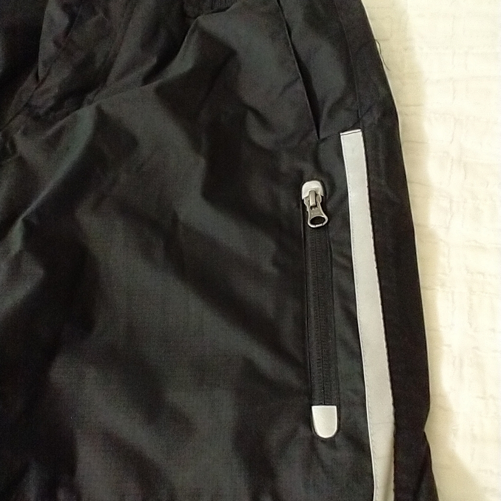 Gerry Black Snow Pant, Size 10-12, Pocket, Zipper And Snap, Winter - Picture 3 of 7